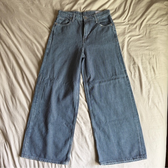 GAP Denim - GAP Blue & White Pinstripe Wide-Leg Jeans